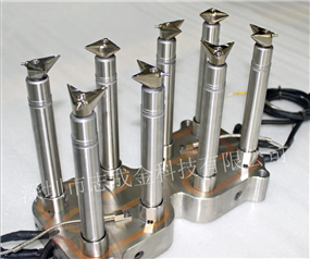 【專利產(chǎn)品】1出8雙側進膠熱流道系統(tǒng)